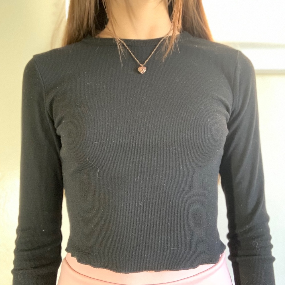 Long sleeve Black Crop Top
